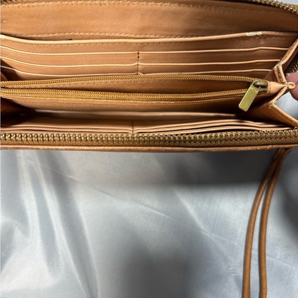 Fossil Tan Leather Wristlet Wallet - Picture 6 of 16